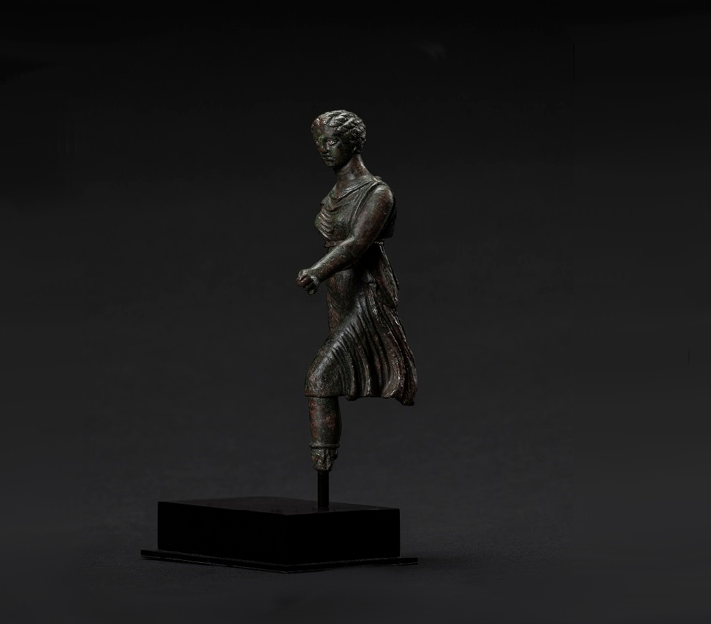 Figure of Artemis Hunting